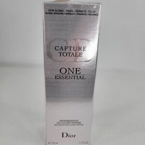 Dior Capture Totale One Essential Skin Boosting Super Serum 1.7 Fl. Oz/50 ml